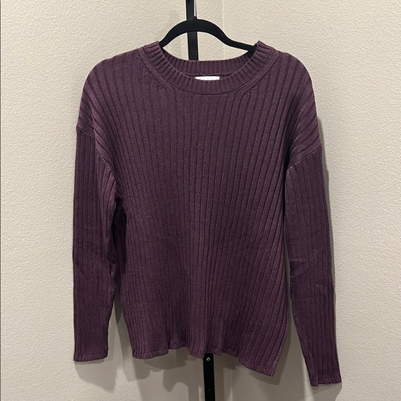 Jessica Simpson Purple Crew Neck Sweater - Picture 1 of 3